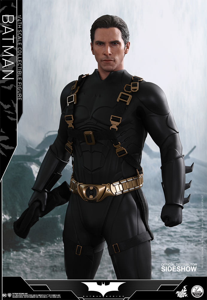 DC COMICS: BATMAN BEGINS - BATMAN (Christian Bale) 1/4 Action Figure 47 cm HOT TOYS - immagine 6