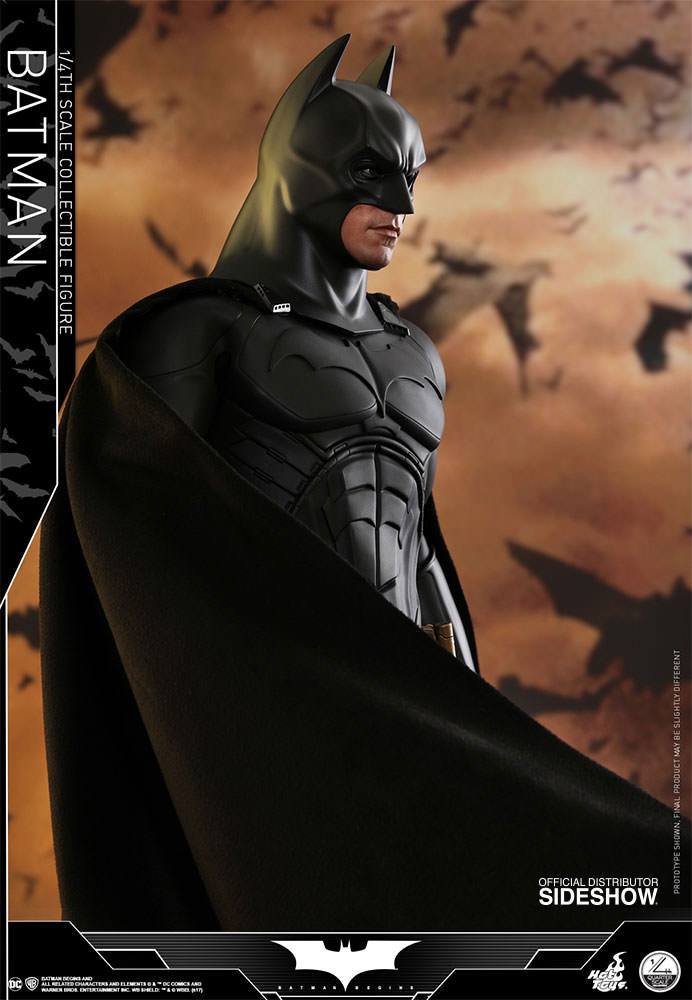 DC COMICS: BATMAN BEGINS - BATMAN (Christian Bale) 1/4 Action Figure 47 cm HOT TOYS