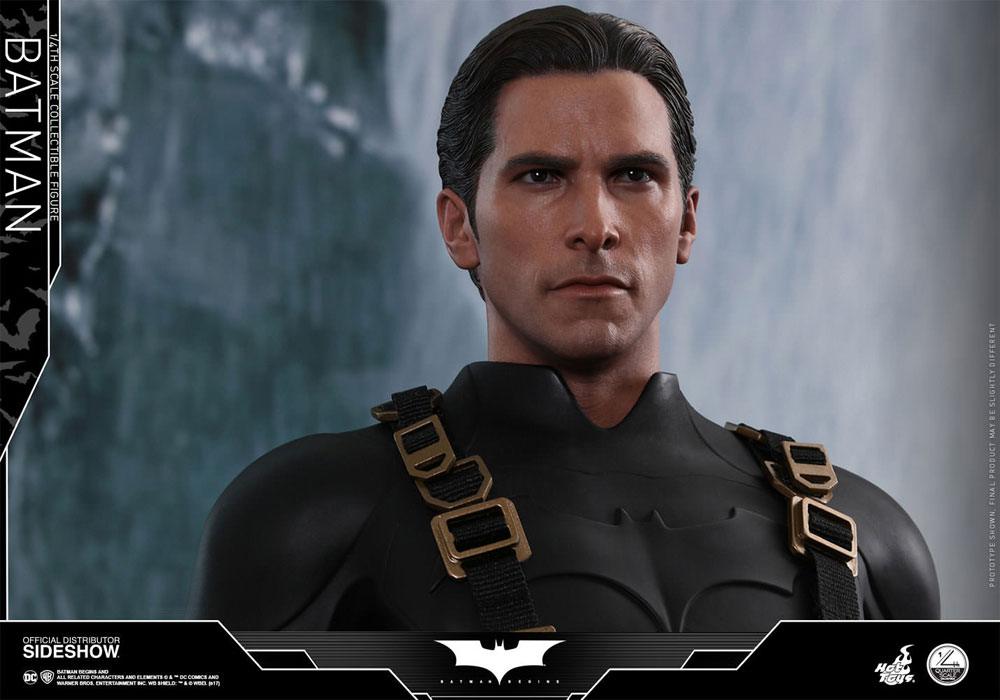 DC COMICS: BATMAN BEGINS - BATMAN (Christian Bale) 1/4 Action Figure 47 cm HOT TOYS - immagine 13