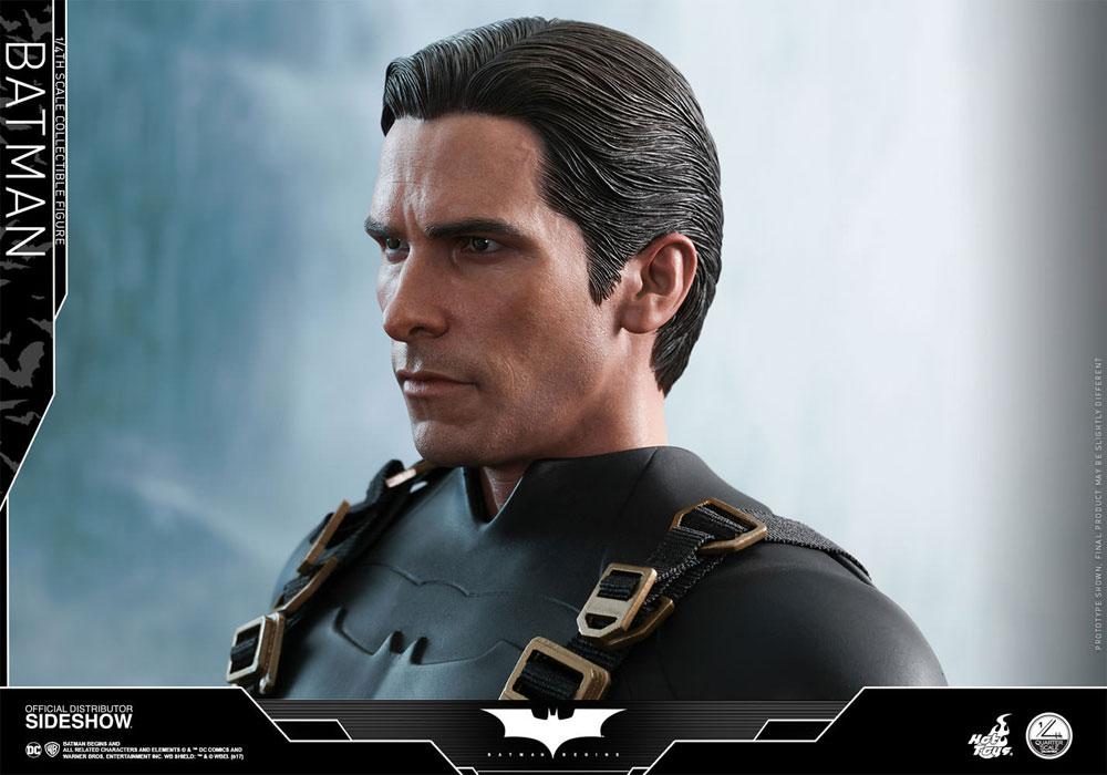 DC COMICS: BATMAN BEGINS - BATMAN (Christian Bale) 1/4 Action Figure 47 cm HOT TOYS - immagine 14