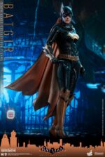 BATMAN: ARKHAM KNIGHT - BATGIRL VIDEOGAME 1/6 Action Figure 30 cm
