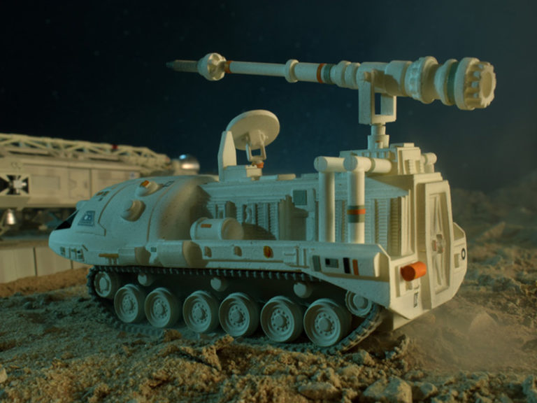 Space 1999 DRAGON'S DOMAIN Eagle Transporter Space 1999 DRAGON'S DOMAIN Eagle Transporter