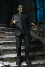 UNIVERSAL MONSTERS: ULTIMATE FRANKENSTEIN's MONSTER (COLOR) 7" Action Figure 18 cm NECA