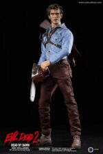 EVIL DEAD 2: ASH WILLIAMS (Bruce Campbell) 1/6 Action Figure 32 cm ASMUS