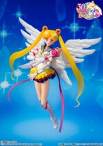 SAILOR MOON: ETERNAL SAILOR MOON S.H. FIGUARTS 14 cm Action Figure BANDAI