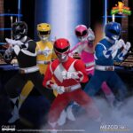 the ONE 12 COLLECTIVE: POWER RANGERS DELUXE BOX SET 1/12 Action Figure 17 cm MEZCO TOYS