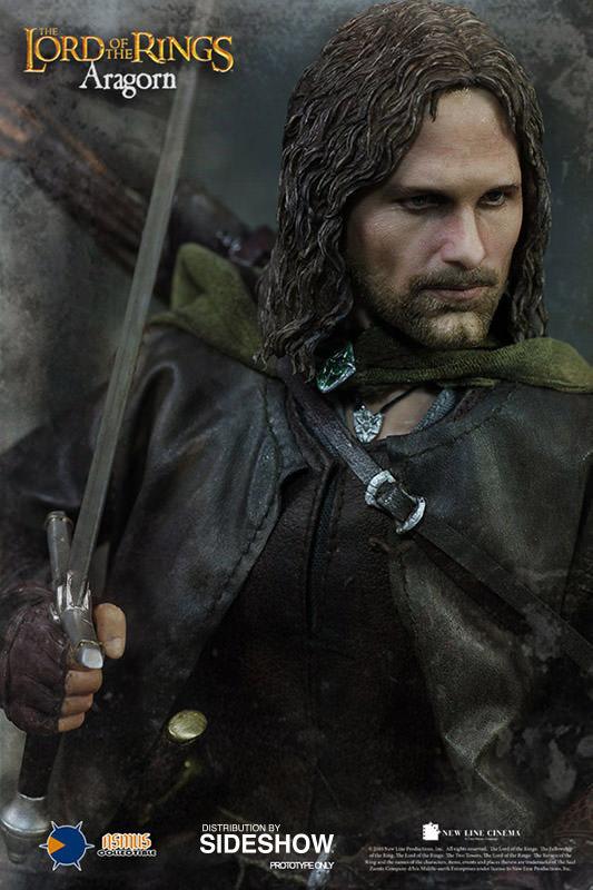 LORD of the RINGS: "The Fellowship of the Ring" - ARAGORN with DIORAMA 1/6 Action Figure 30 cm - immagine 2